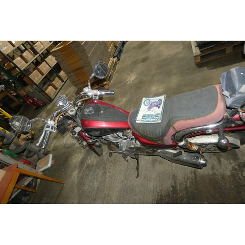 25 - Kawasaki Motorcycle  EN500 Twin.    Reg N582 ORP, 15/09/1995,  498 cc petrol, req. restoration. Dry ... 