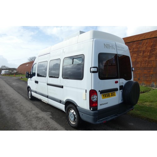 8 - Renault Master LH35 DCi 100 LWB High Roof Special MPV. Wellfare Unit.  Reg YX58 JCZ, 01/02/2009, 6 S... 