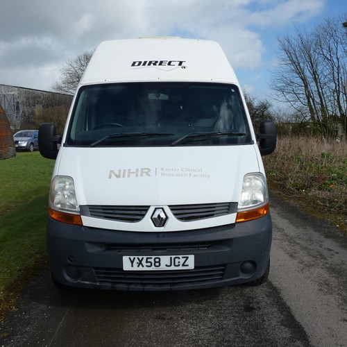 8 - Renault Master LH35 DCi 100 LWB High Roof Special MPV. Wellfare Unit.  Reg YX58 JCZ, 01/02/2009, 6 S... 