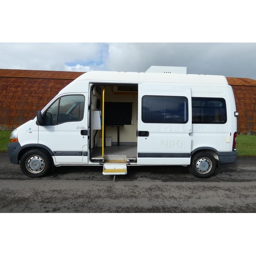 8 - Renault Master LH35 DCi 100 LWB High Roof Special MPV. Wellfare Unit.  Reg YX58 JCZ, 01/02/2009, 6 S... 