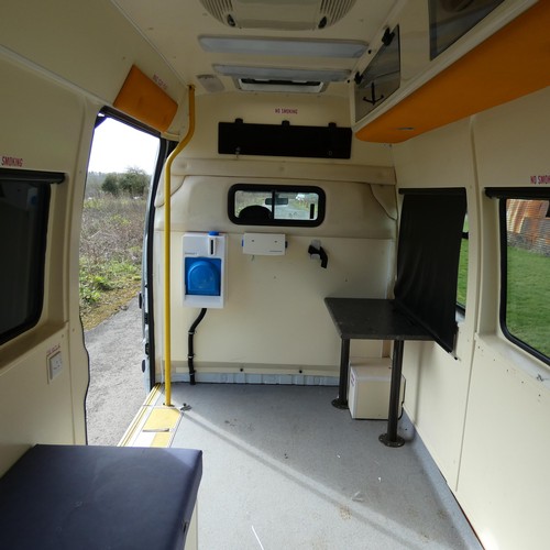 8 - Renault Master LH35 DCi 100 LWB High Roof Special MPV. Wellfare Unit.  Reg YX58 JCZ, 01/02/2009, 6 S... 