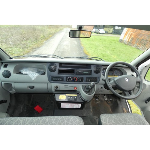 8 - Renault Master LH35 DCi 100 LWB High Roof Special MPV. Wellfare Unit.  Reg YX58 JCZ, 01/02/2009, 6 S... 