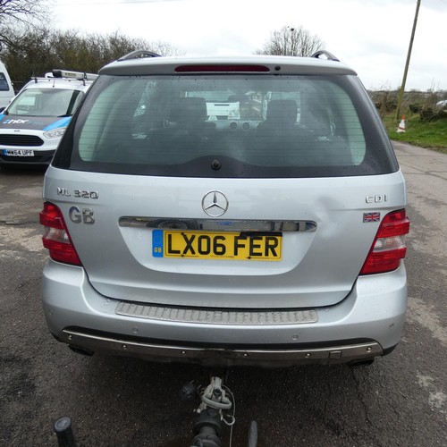 7 - Mercedes ML320 SW CDI SE Auto 4x4 Estate, Reg: LX06 FER, 25/05/2006, 7 spd Auto Diesel, `2987cc, 221... 