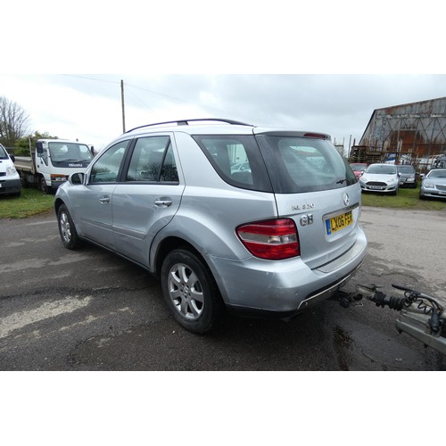 7 - Mercedes ML320 SW CDI SE Auto 4x4 Estate, Reg: LX06 FER, 25/05/2006, 7 spd Auto Diesel, `2987cc, 221... 