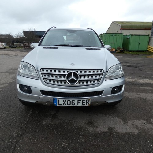 7 - Mercedes ML320 SW CDI SE Auto 4x4 Estate, Reg: LX06 FER, 25/05/2006, 7 spd Auto Diesel, `2987cc, 221... 