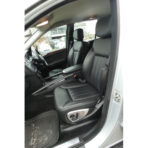 7 - Mercedes ML320 SW CDI SE Auto 4x4 Estate, Reg: LX06 FER, 25/05/2006, 7 spd Auto Diesel, `2987cc, 221... 