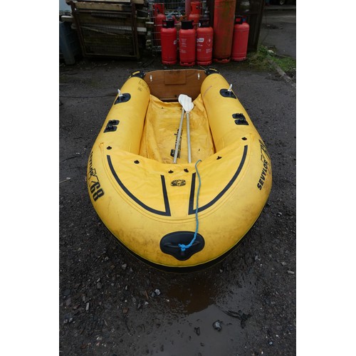 27 - Yellow 9 ft twin skin Inflatable dinghy by Sevylor K68. with oars. 10% BP