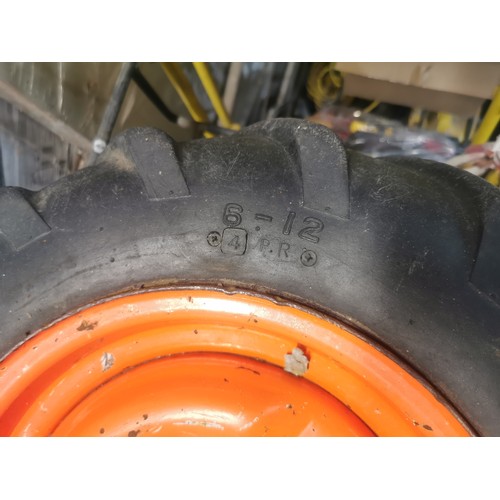 5024 - 2 x Kubota wheel rims with tyres fitted