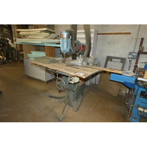 38 - A Wadkin overhead router serial number UR357, 3ph supplied with a quantity of various tooling