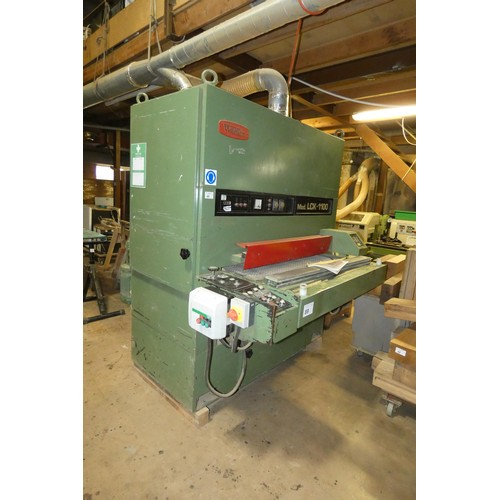 89 - A Wadkin pass through sander model LCK-1100, 3ph, max width approx 1100mm, single belt with pad sand... 