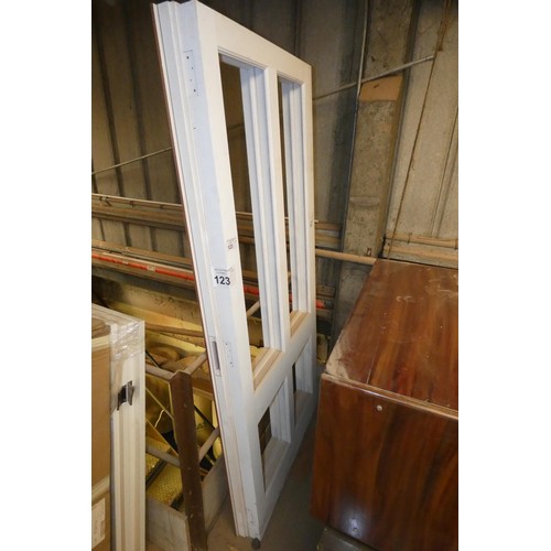 123 - 2 x hardwood doors (unglazed) each at approx 900 x 1981mm