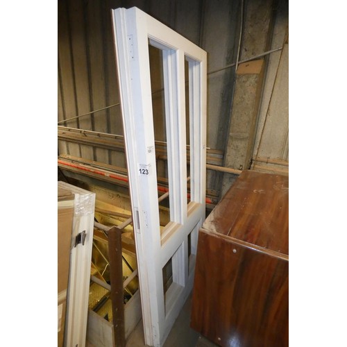 123 - 2 x hardwood doors (unglazed) each at approx 900 x 1981mm