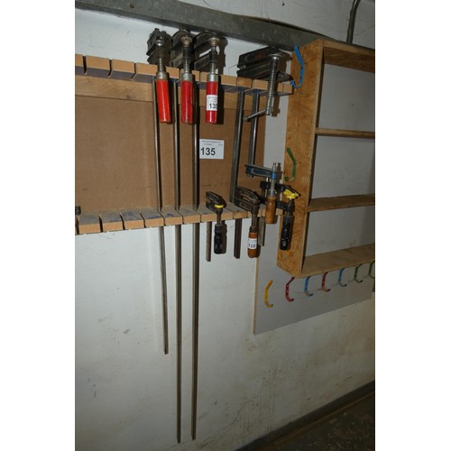 135 - 7 x various length screw clamps up to approx 155cm long