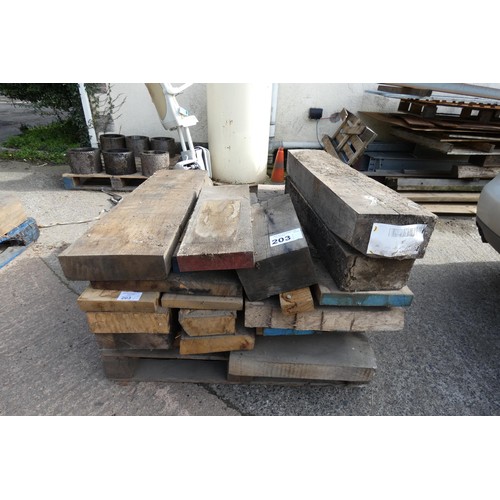 203 - 1 pallet containing a quantity of various mixed hardwood pieces / offcuts