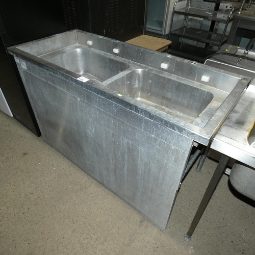 1121 - An enclosed twin deep bowl sink unit approx 152x66cm