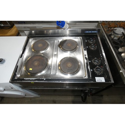 1172 - A commercial stainless steel 4 ring hob and turbo fan oven beneath by Blueseal, fitted with an indus... 