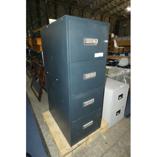 1360 - A Chubb fire resisting four drawer filing cabinet type Brandklass A90 supplied with 1 key, approx 51... 