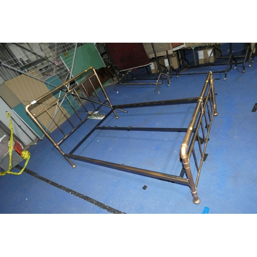 627 - A metal double bed frame 4ft 6inch. Please note that no wooden slats, no plastic slat fittings and n... 