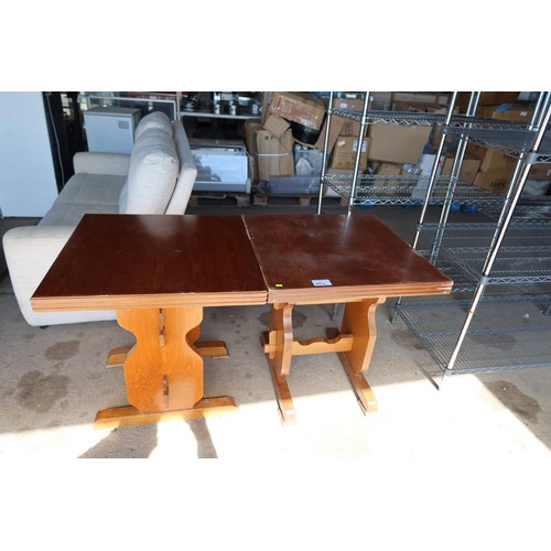 1004A - 2 square wood effect tables approx 70x70cm