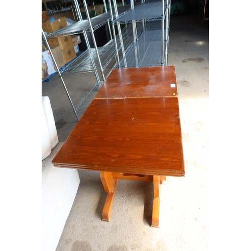 1004A - 2 square wood effect tables approx 70x70cm