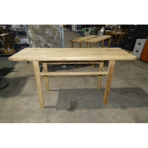 2246 - A rustic Elm console table (no shelf below) approx 157cm x 48cm x 88cm high