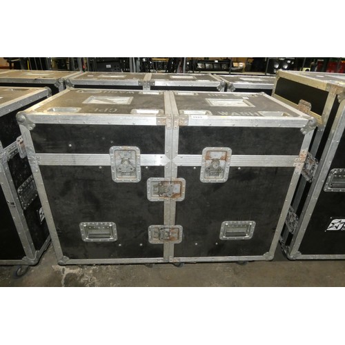 5025 - 2 x Robe Colourwash 700E moving heads each supplied in a wheeled flight case