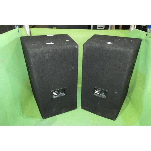 5043 - 2 x JBL speakers JRX115