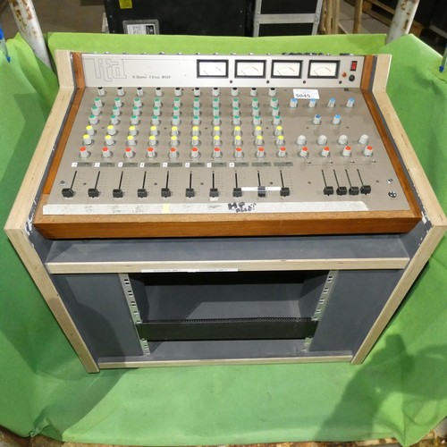 5045 - 1 x ITA 10 channel 4 Group mixer