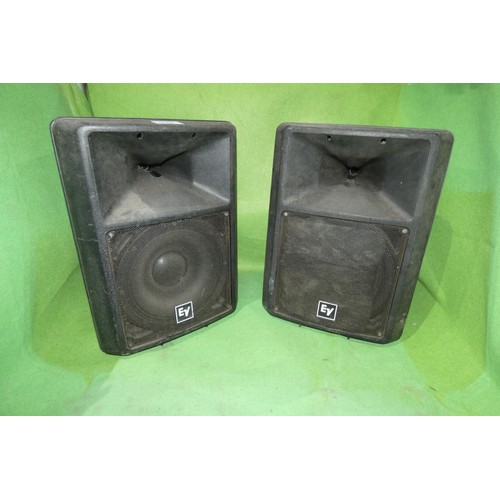 5046 - 2 x EV SX300 speakers