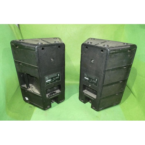 5046 - 2 x EV SX300 speakers