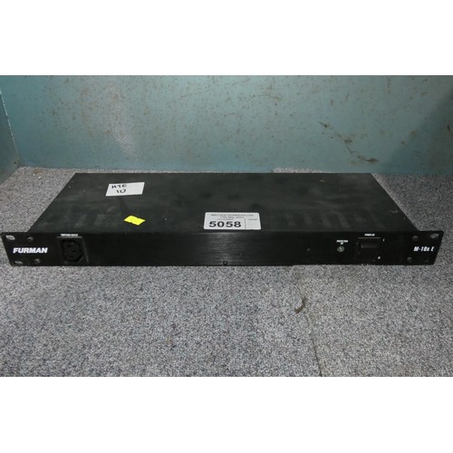 5058 - 1 x Furmann power conditioner