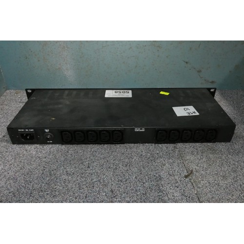 5058 - 1 x Furmann power conditioner