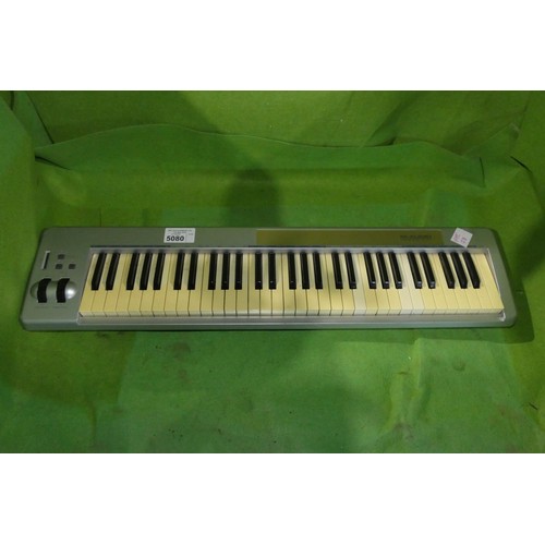 5080 - 1 x M audio key station 61es midi keyboard