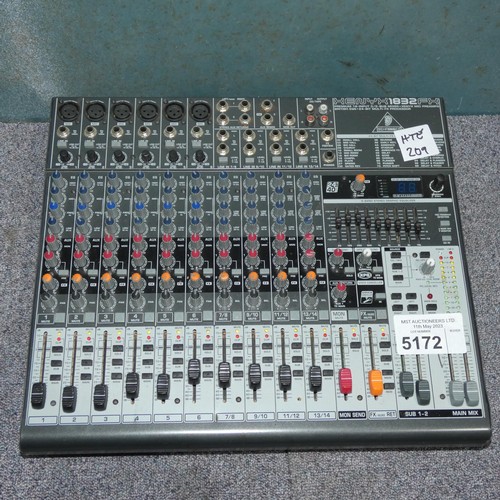 5172 - 1 x Behringer Zenyx 1832 FX mixing desk