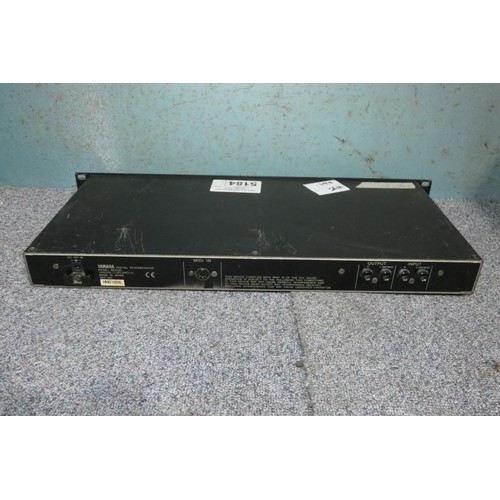 5184 - 1 x Yamaha rev 100 digital reverb