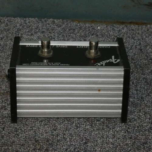 5203 - 1 x Fender foot switch