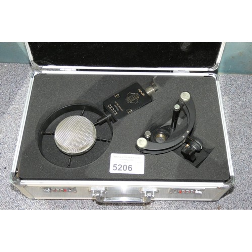 5206 - 1 x Sontronics Saturn Condensor  microphone