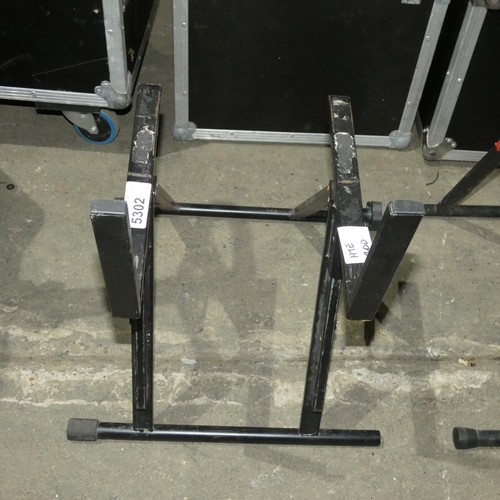 5302 - 1 x amplifier stand