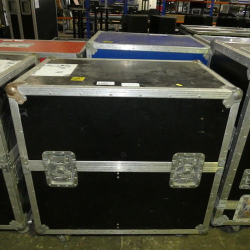 5486 - 1 x Twin loud speaker wheeled flight case (empty) measuring approx 80 x 51 x 82cm high