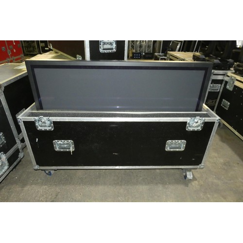 5477 - 1 x wheeled flight case containing 1 x Panasonic 60