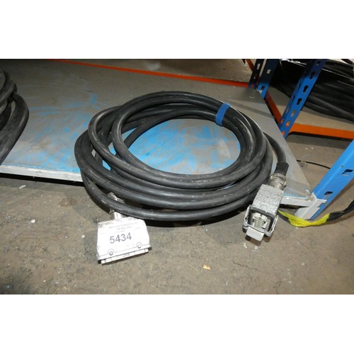 5434 - A 10m 6 way x 16a multicore power cable with Harting connectors