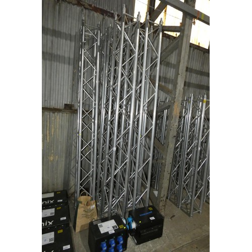 5539 - 7 x 3m lengths of F34 truss