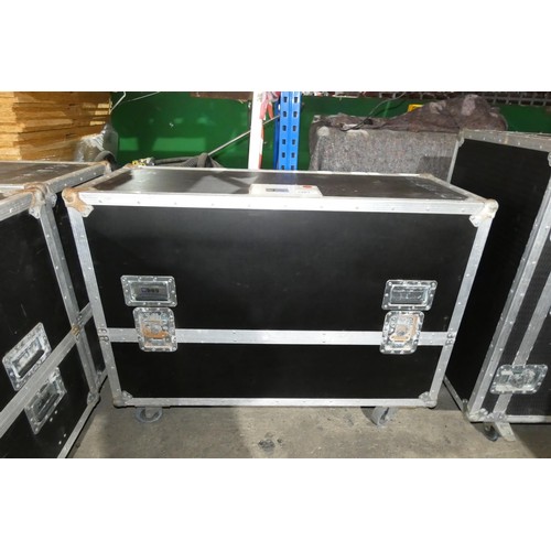 5563 - 1 x Twin LCD custom Flight case on wheels with lift off lid approx 121 x 47 x 93cm high