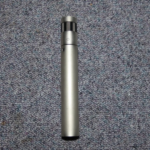 5447 - 1 x AKG SE5E-10 cardioid condenser microphone with CE1 capsule supplied with a soft case