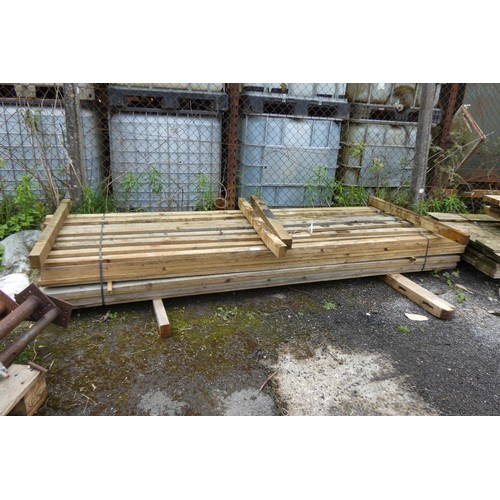 6837 - A quantity of timber measuring approx 7.5 x 2.5 x 300cm (bottom stack)