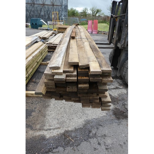 6851 - A quantity of timber measuring approx 7 x 2.5cm, lengths vary up to approx 480cm