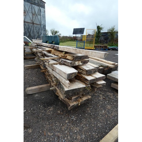 6876 - A quantity of Maple waney edge boards measuring up to approx 57cm x 5.5cm x 280cm