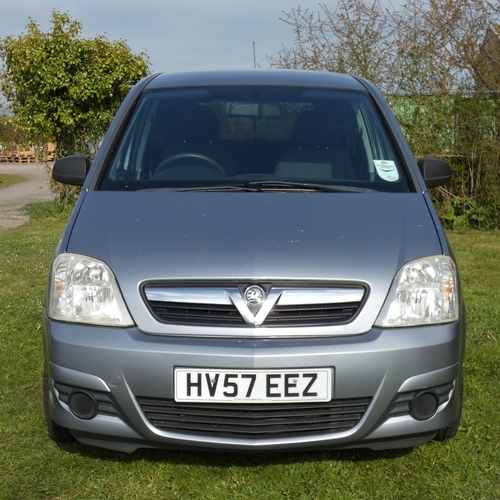 2 - Vauxhall  Mervia Life Twinport MPV Estate 1.4L 16V 5dr. Silver. Reg: HV57 EEZ, 12/09/2007, 5 speed m... 