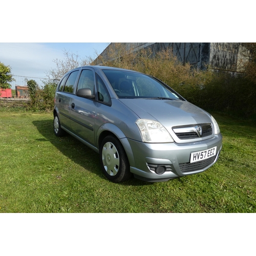 2 - Vauxhall  Mervia Life Twinport MPV Estate 1.4L 16V 5dr. Silver. Reg: HV57 EEZ, 12/09/2007, 5 speed m... 