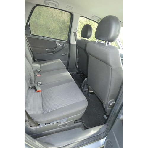 2 - Vauxhall  Mervia Life Twinport MPV Estate 1.4L 16V 5dr. Silver. Reg: HV57 EEZ, 12/09/2007, 5 speed m... 